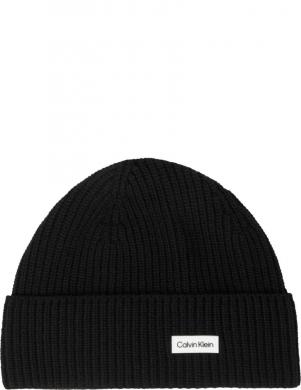 CALVIN KLEIN vīriešu melna cepure Essential patch beanie