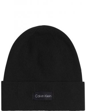 CALVIN KLEIN sieviešu melna cepure Essential knit beanie