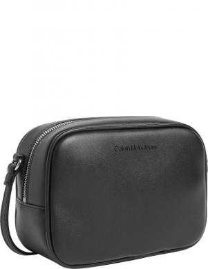 CALVIN KLEIN JEANS  sieviešu melna plecu soma Sculpted camera bag mono