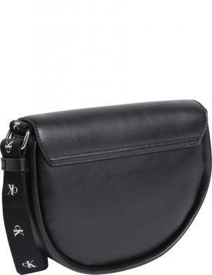 CALVIN KLEIN JEANS  sieviešu melna plecu soma Ultralight saddle crossbody