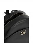 CALVIN KLEIN sieviešu melna mugursoma Re-lo domed backpack